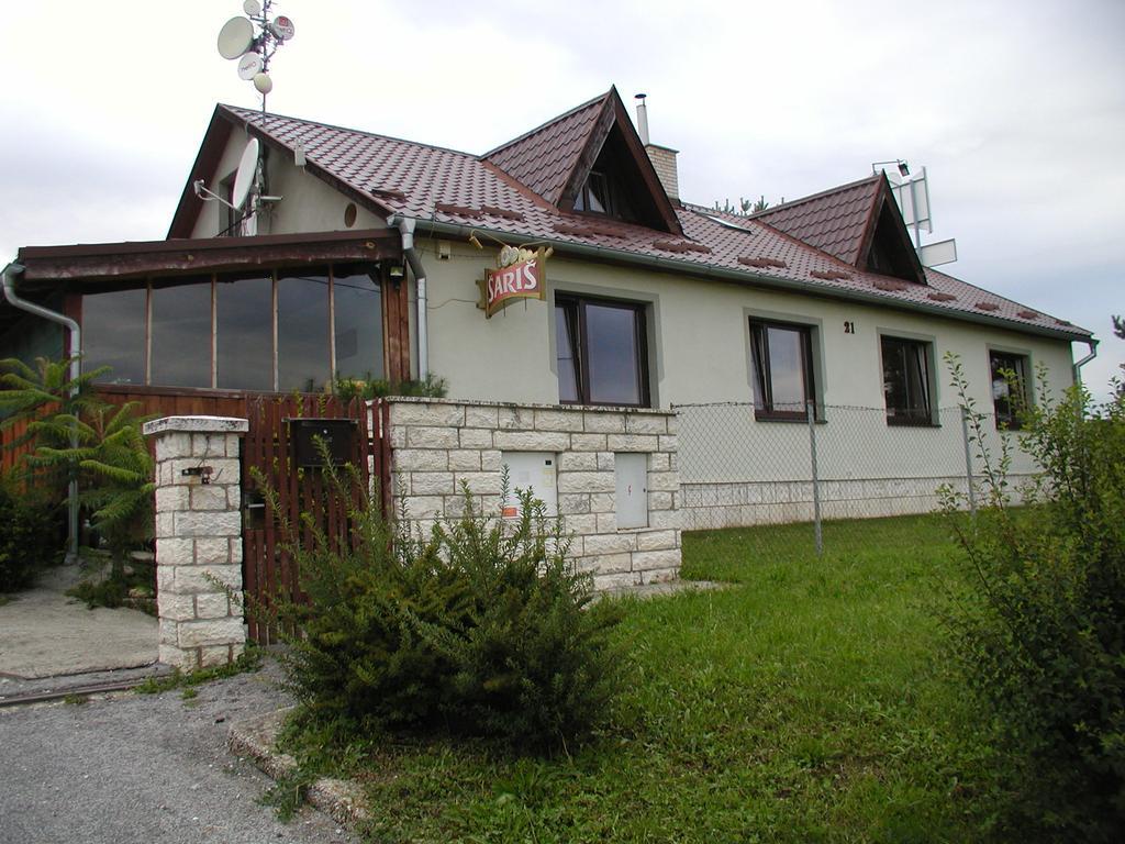 ホテル Penzion Drevenik Spišské Podhradie エクステリア 写真
